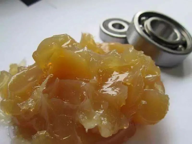 丝杠轴承使用润滑脂的注意事项